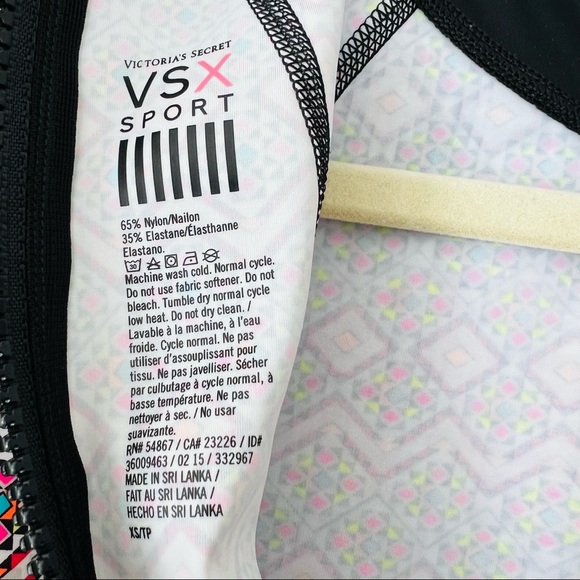 Victoria’s Secret Sport VSX neon abstract long sleeve half zip rash guard - Picture 7 of 7